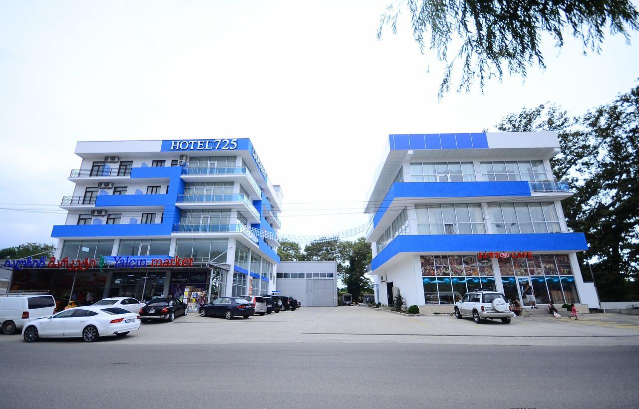 Hotel 725 B Batumi Ngoại thất bức ảnh