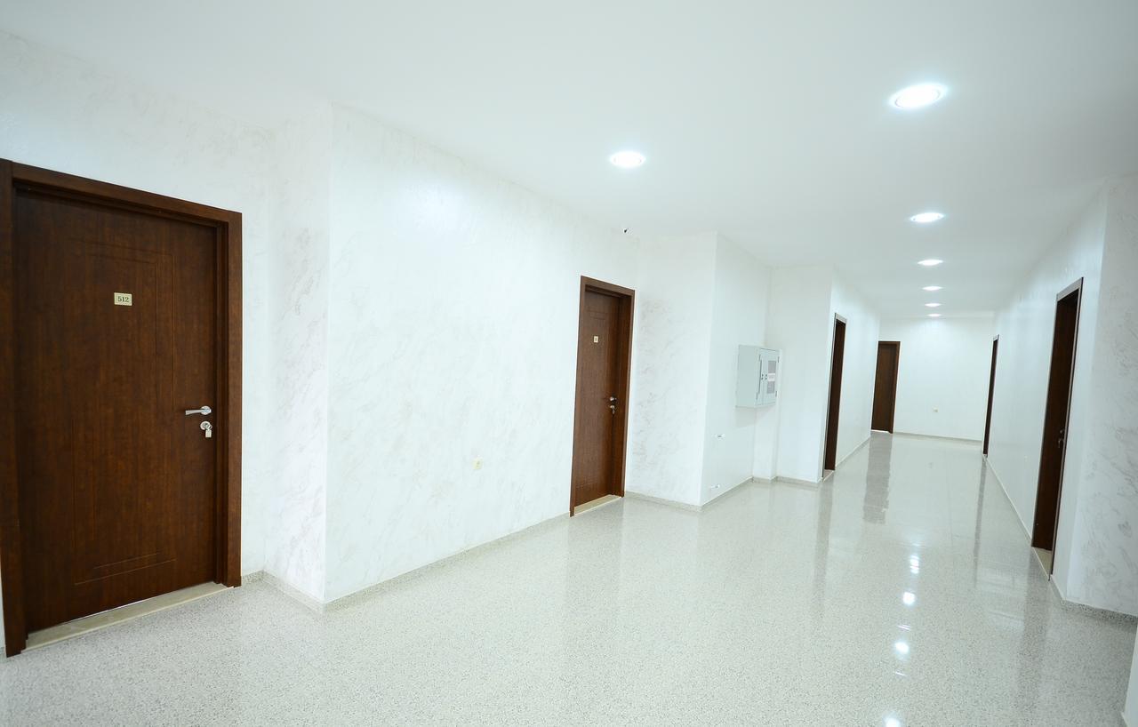 Hotel 725 B Batumi Ngoại thất bức ảnh