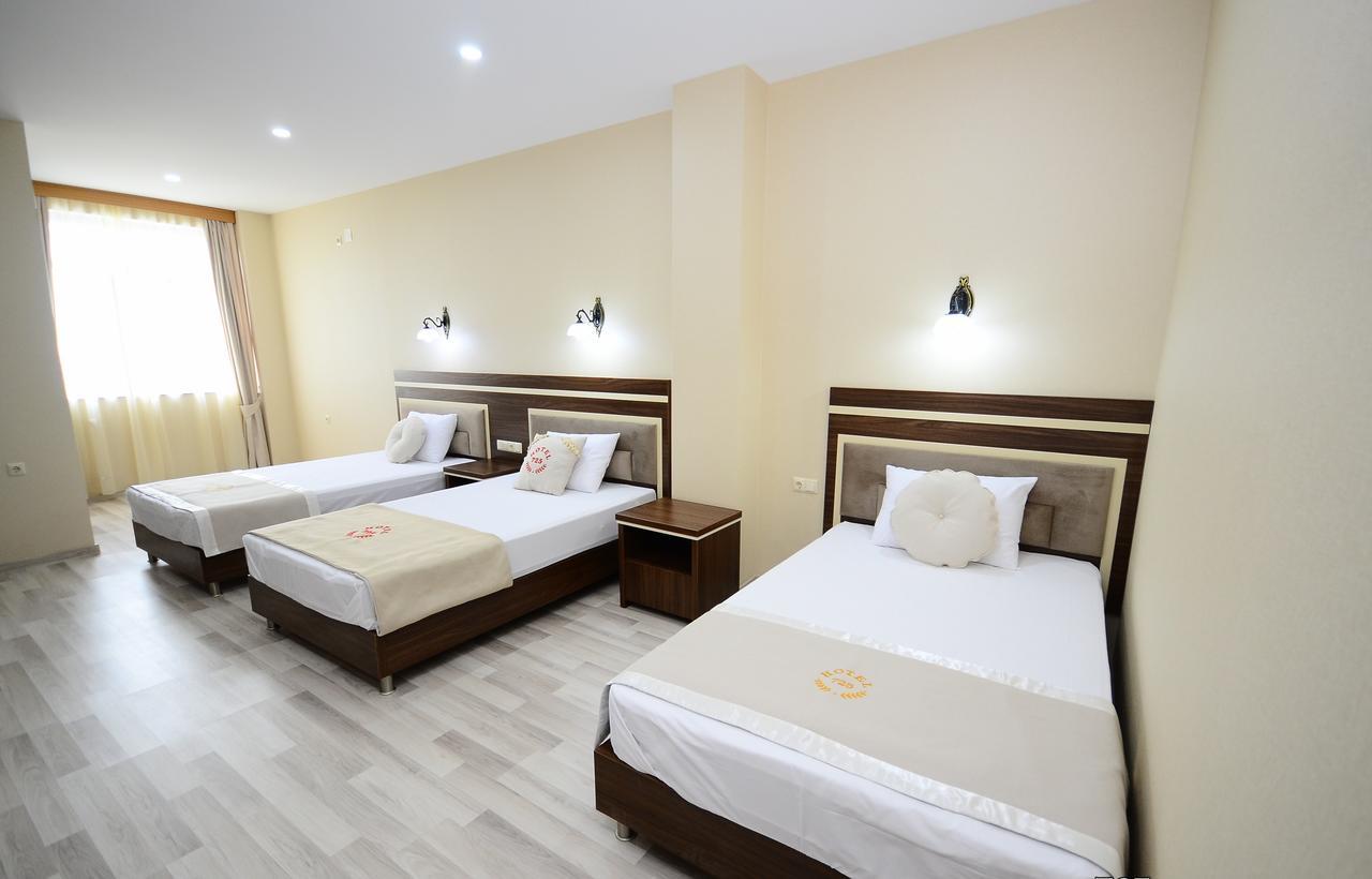 Hotel 725 B Batumi Phòng bức ảnh
